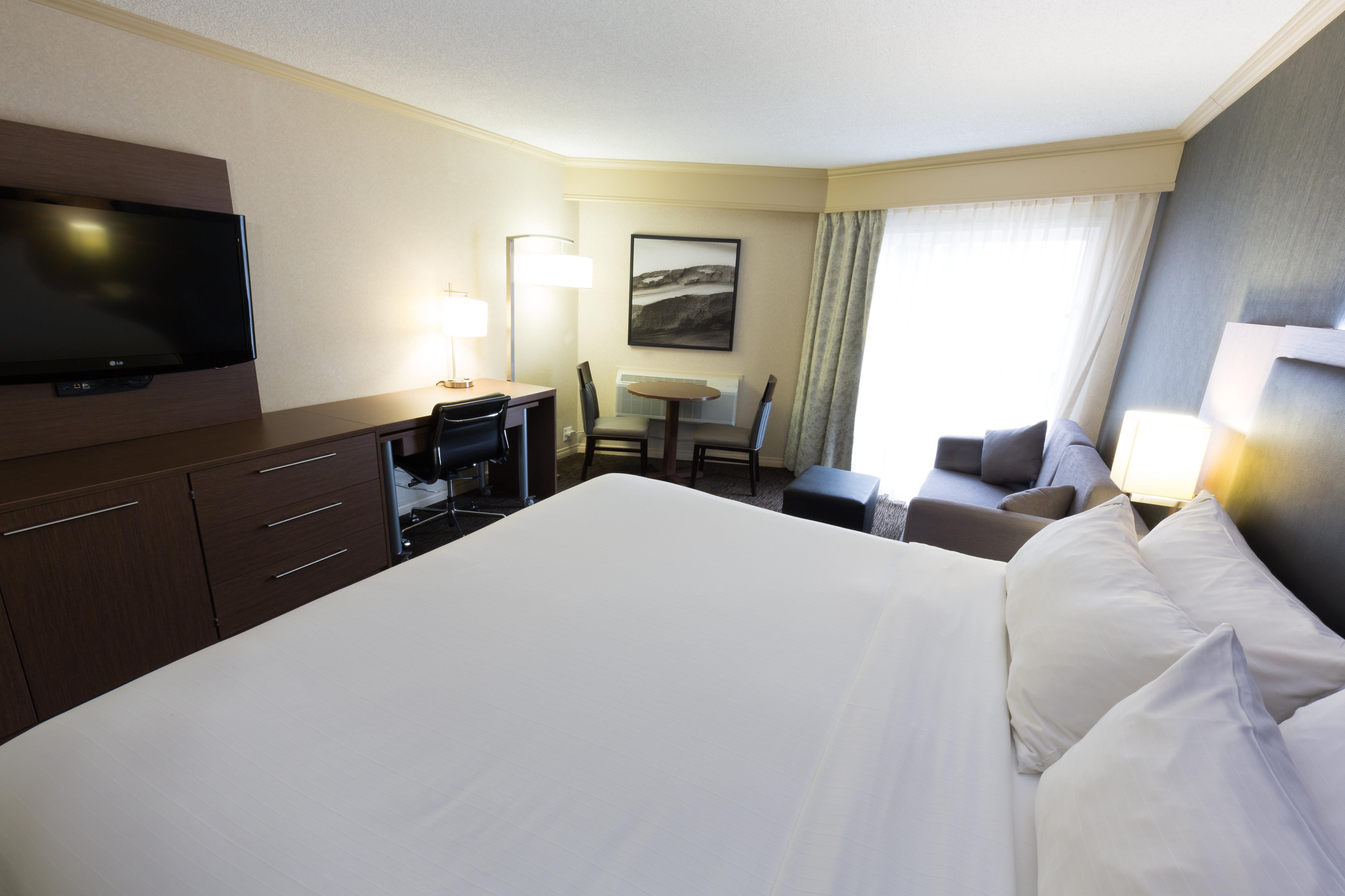 Holiday Inn Express Edmonton Downtown By Ihg Exterior foto